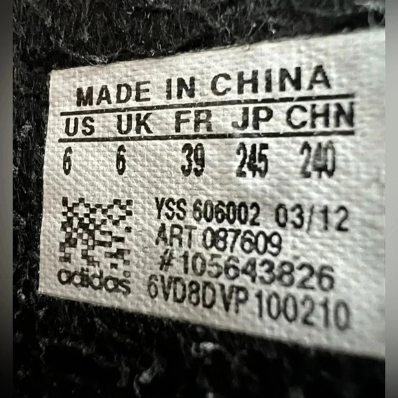 Adidas | Addisage mens slides. Size: 6 mens/7 women’s. - Picture 11 of 11